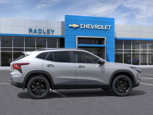 New 2026 Chevrolet Trax ACTIV FWD image 5