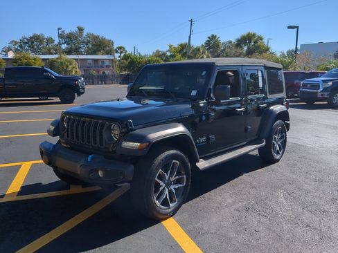 Used 2024 Jeep Wrangler Sport S w/ LED Headlamp & Fog Lamp Group image 10