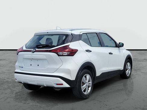 Used 2024 Nissan Kicks S FWD image 5
