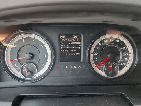 Used 2020 RAM 1500 Classic SLT AWD/4WD image 13