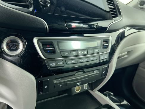 Used 2019 Honda Pilot Touring image 20