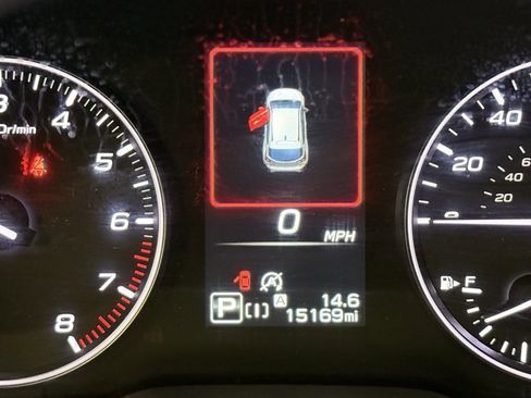 Used 2024 Subaru Crosstrek 2.0i Premium image 26