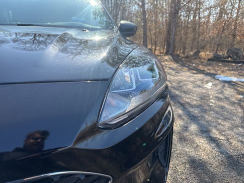 Used 2022 Ford Escape SE w/ Convenience Package image 3