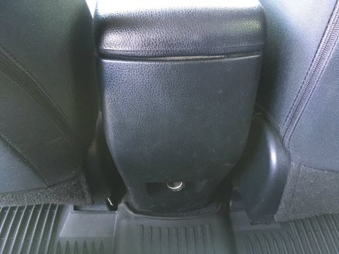 Used 2018 Toyota RAV4 XLE AWD/4WD image 26