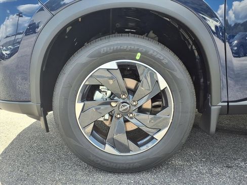 New 2026 Nissan Rogue SV image 4