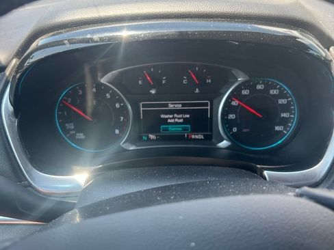 Used 2018 Chevrolet Traverse LT FWD image 19