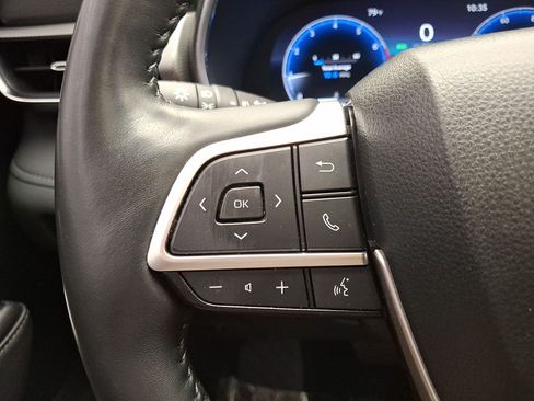 Used 2023 Toyota Highlander Platinum AWD/4WD image 20