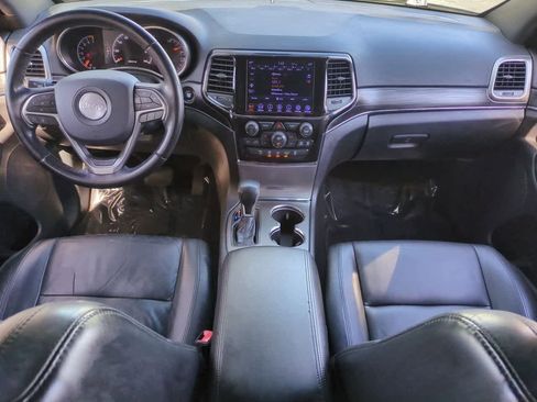 Used 2020 Jeep Grand Cherokee Limited image 16