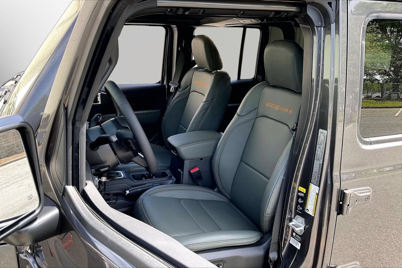 New 2026 Jeep Gladiator Mojave w/ Safety Group AWD/4WD image 16