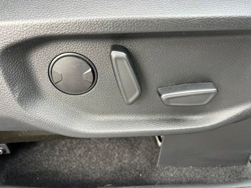 Used 2024 Ford Ranger XLT AWD/4WD image 34