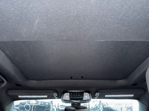 Used 2019 Dodge Charger SXT w/ Driver Confidence Group image 34