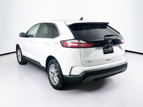 Used 2024 Ford Edge SEL image 5