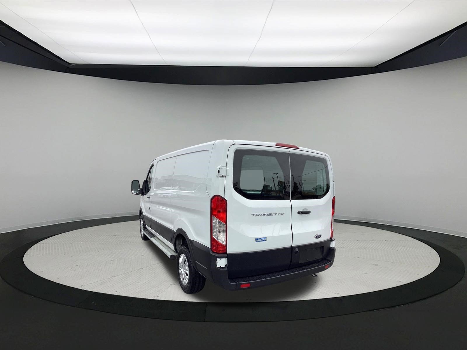 Used 2025 Ford Transit 250 Low Roof w/ Exterior Upgrade Package RWD image 6