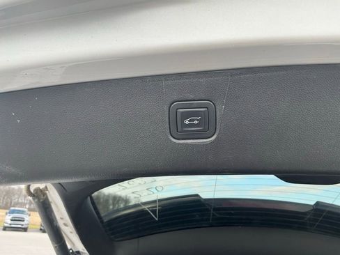 Used 2025 Chevrolet Blazer RS w/ Enhanced Convenience Package image 11