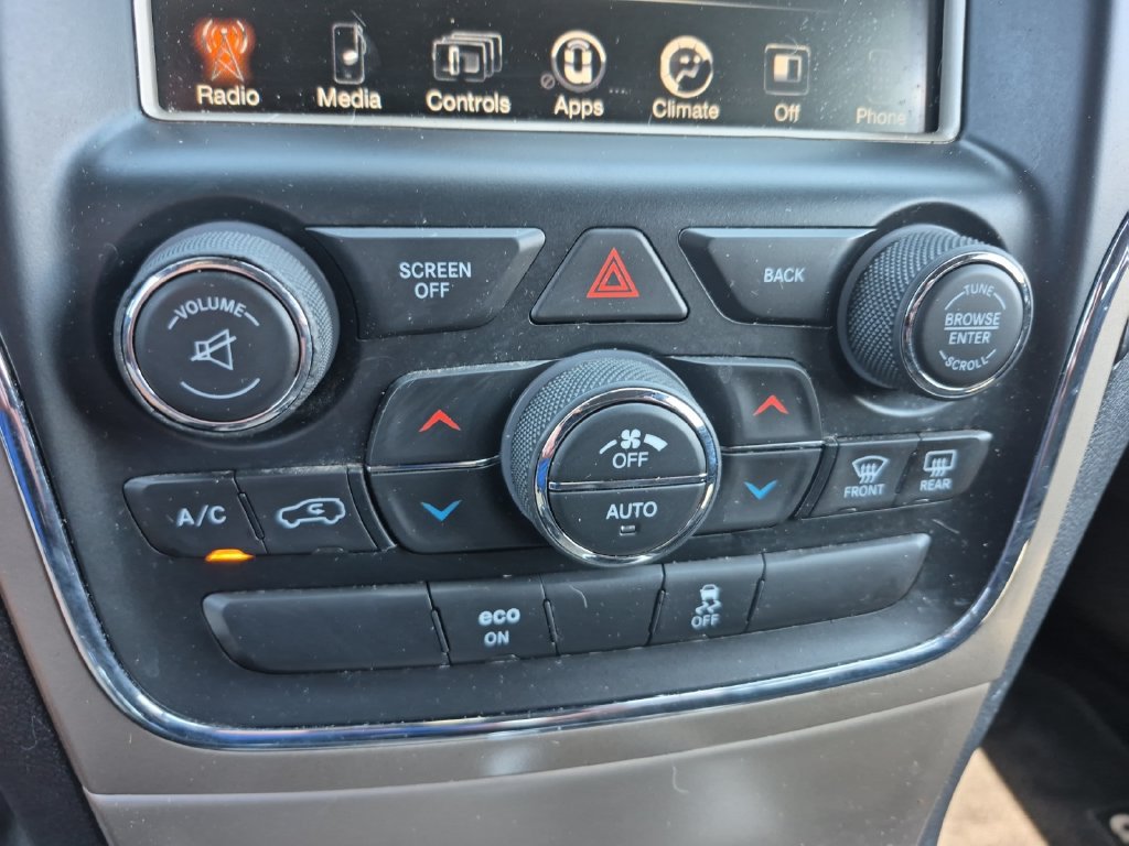 Used 2014 Jeep Grand Cherokee Laredo w/ 18" Wheel & 8.4" Radio Group RWD image 22