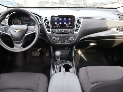 Used 2024 Chevrolet Malibu LT FWD image 14