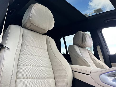 New 2025 Mercedes-Benz GLS 580 4MATIC image 32