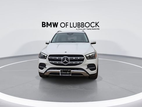Used 2024 Mercedes-Benz GLE 450 4MATIC image 3