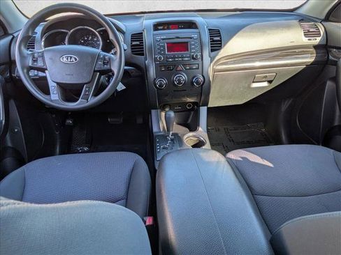 Used 2013 Kia Sorento LX FWD image 15