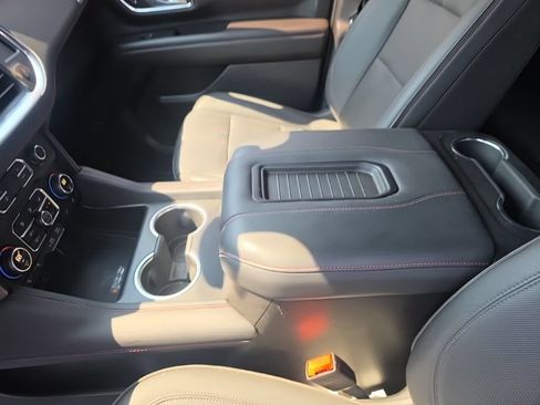 Used 2024 Chevrolet Tahoe RST w/ Luxury Package RWD image 27