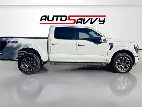 Used 2024 Ford F150 Lariat w/ FX4 Off-Road Package image 8