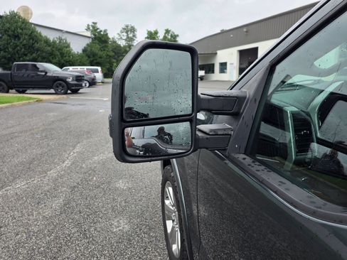 Used 2018 Ford F150 Lariat AWD/4WD image 12