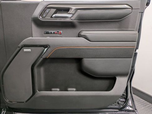 Used 2023 GMC Sierra 1500 AT4 w/ AT4 Preferred Package image 27