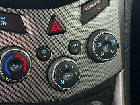 Used 2016 Chevrolet Trax LTZ w/ LPO, Cargo Package FWD image 22