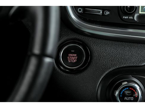 Used 2018 Kia Sorento SX image 18