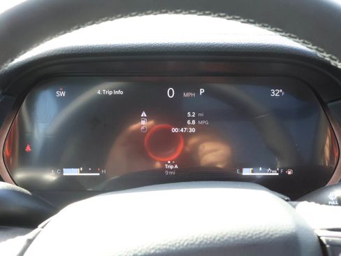 New 2025 Jeep Grand Cherokee Limited image 25