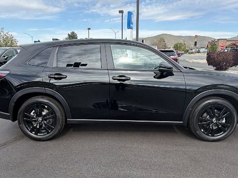 New 2026 Honda HR-V Sport image 2