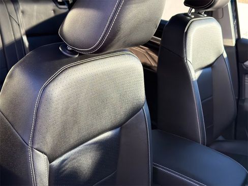 Used 2022 Volkswagen Atlas SE w/ Panoramic Sunroof Package image 11