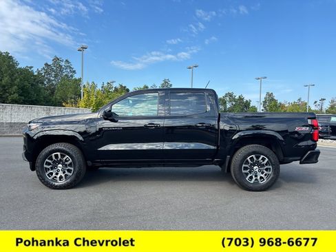 Certified 2024 Chevrolet Colorado Z71 w/ Z71 Convenience Package 2 AWD/4WD image 4