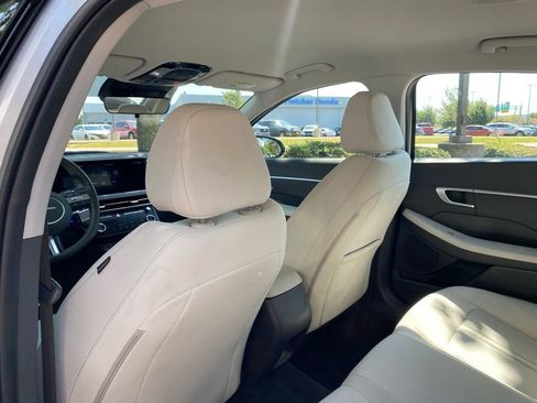 Used 2025 Hyundai Sonata SEL FWD image 32