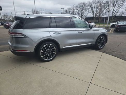 Used 2023 Lincoln Aviator Reserve w/ Equipment Group 201A image 13