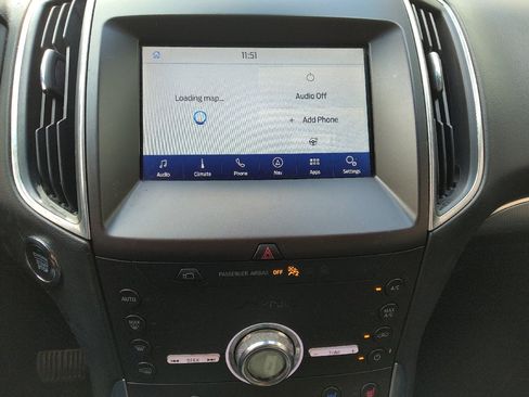 Used 2020 Ford Edge Titanium w/ Equipment Group 301A FWD image 25