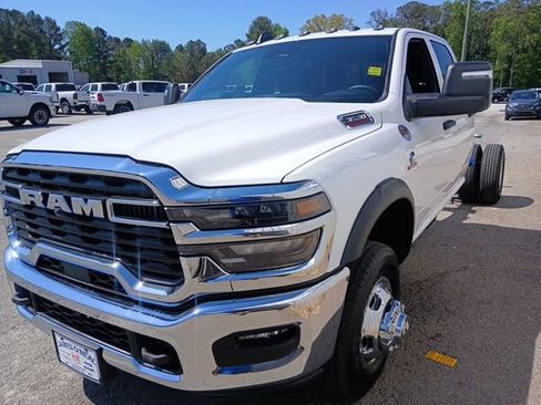 New 2026 RAM 3500 Tradesman image 9