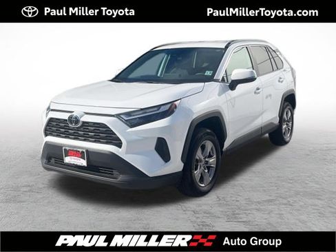 Certified 2025 Toyota RAV4 XLE AWD/4WD image 1
