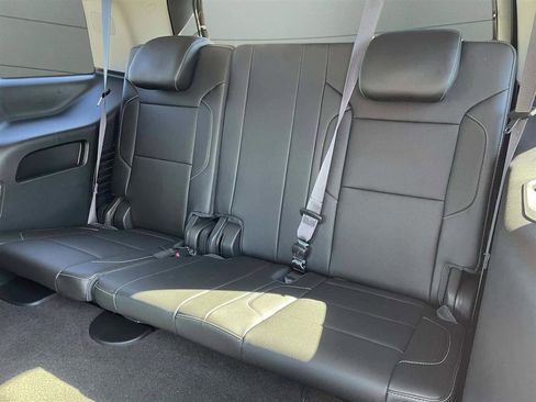Used 2017 Chevrolet Tahoe Premier AWD/4WD image 18