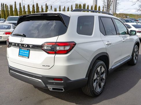 New 2026 Honda Pilot Elite image 6