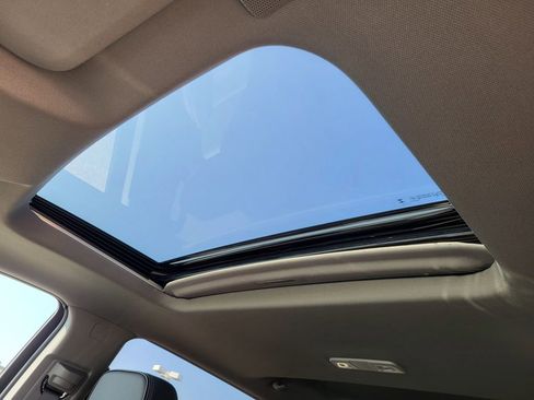 New 2025 GMC Sierra 3500 Denali w/ Denali Reserve Package image 7