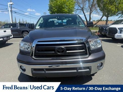 Used 2011 Toyota Tundra 4x4 Double Cab w/ Cold Weather Pkg image 17