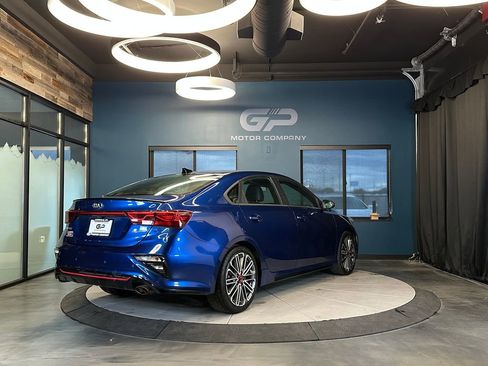 Used 2021 Kia Forte GT image 3