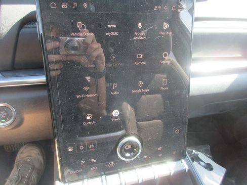 New 2027 GMC Terrain Elevation FWD image 16