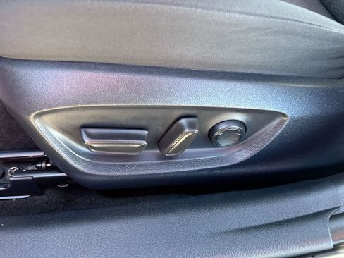 Certified 2022 Toyota Camry LE image 14