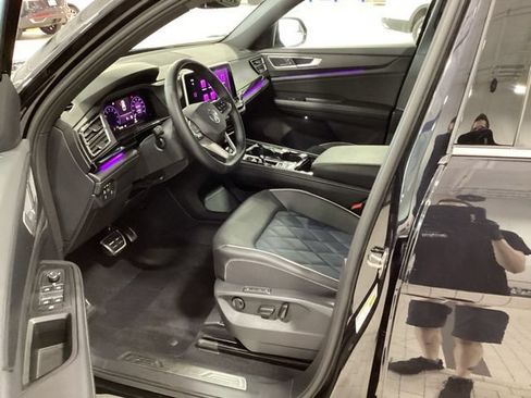 Certified 2026 Volkswagen Atlas Cross Sport SEL Premium R-Line w/ MDO Package AWD/4WD image 9