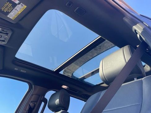 Used 2024 Toyota Sequoia Platinum image 15