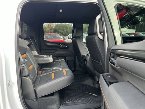 Used 2025 GMC Sierra 1500 AT4 w/ AT4 Premium Package image 22