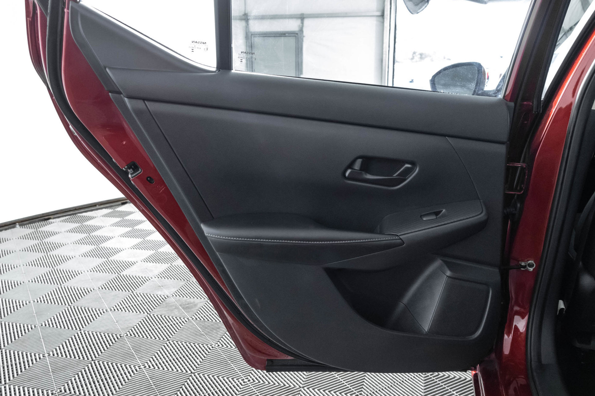 Used 2024 Nissan Sentra SV FWD image 36