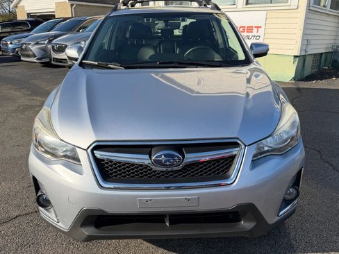 Used 2017 Subaru Crosstrek 2.0i Limited image 4